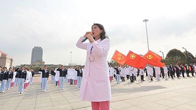 春風(fēng)十里，不如傳承雷鋒精神的你！
